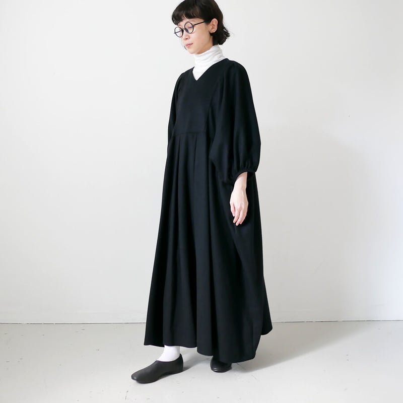 UNIVERSAL TISSU｜ユニヴァーサルティシュ｜ウールカシミヤ