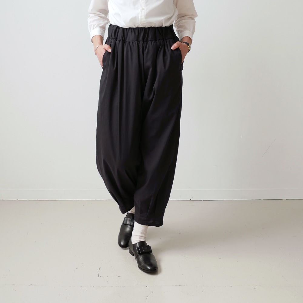 NO CONTROL AIR クールマックス スリムテーパードパンツ M NO CONTROL AIR クールマックス スリムテーパードパンツ M NO CONTROL