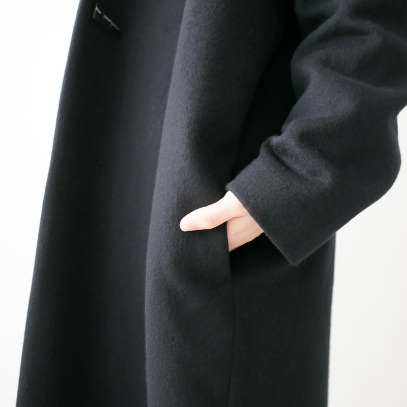 SI-HIRAI｜スーヒライ｜NO COLLAR COAT｜CHAW25-4218｜BLACK
