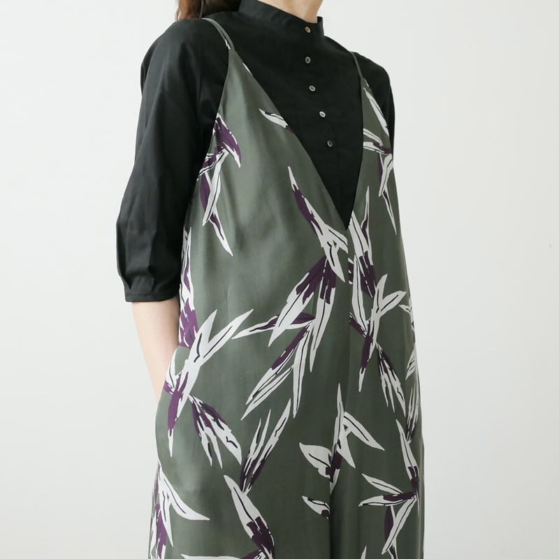 SACRA SHADOW LEAF プリント ドロースト パンツ SACRA SHADOW LEAF プリント ドロースト パンツ SACRA（サクラ