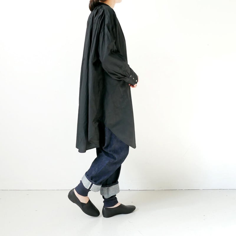 UNIVERSAL TISSU｜ ユニヴァーサルティシュ｜バンドカラーシェル