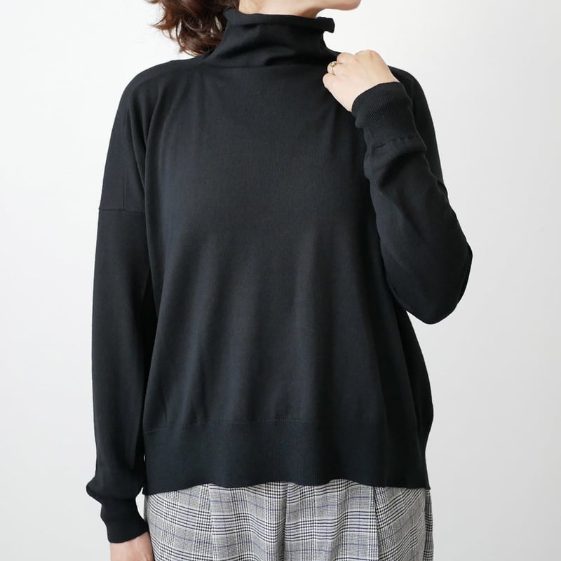 OHGA Premium Wool タートル ブラック ウールシルク タートルネックニット（ニット）｜STRASBURGO OUTLET