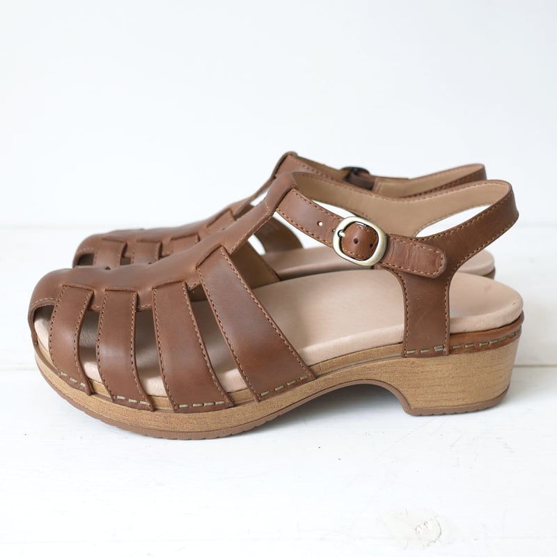 極美品！dansko ダンスコ　ブラウンレザーストラップ　コンフォートシューズ 極美品！dansko ダンスコ ブラウンレザーストラップ