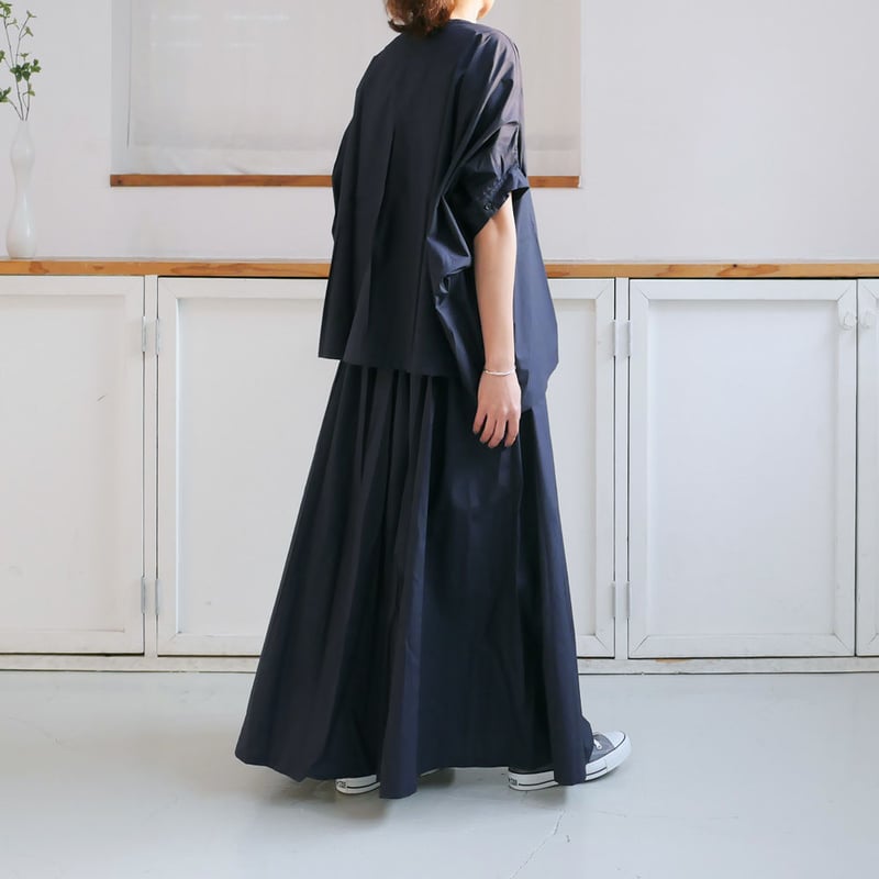 ⭐︎新品タグ付き⭐︎プレインピープル⭐︎カフタン風ポンチョ型ブラウス⭐︎ブラック⭐︎ THE FACTORY ｜ザ・ファクトリー ｜タイプライター ノーカラーポンチョ
