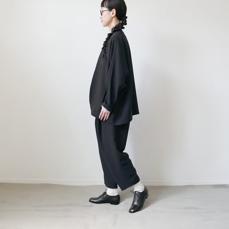 美品 NO CONTROL AIR 三日月 パンツ ドレープ ダブルクロス 黒 NO CONTROL AIR ノーコントロールエアー ストレッチ ドレープ