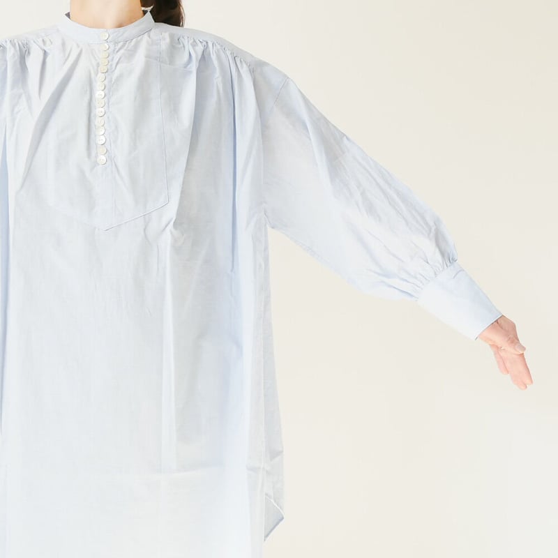 UNIVERSAL TISSU｜ ユニヴァーサルティシュ｜バンドカラーシェルボタン