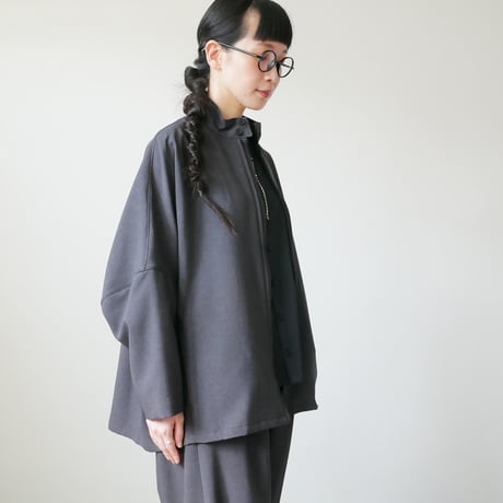 NO CONTROL AIR｜ノーコントロールエアー｜オクタグラムポリエステル・艶消平織ZIP スタンドカラー ブルゾン｜DR_NC0801BN｜DARK GREY MIX/BLACK