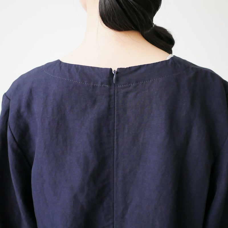美品 サクラ SACRA ブラウス 袖 7部　パフスリーブ SACRA｜サクラ ｜ビスコースリネン パフスリーブ ブラウス｜NAVY