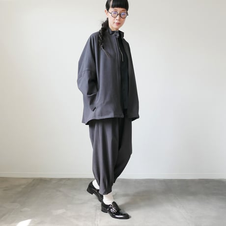 NO CONTROL AIR｜ノーコントロールエアー｜オクタグラムポリエステル・艶消平織ZIP スタンドカラー ブルゾン｜DR_NC0801BN｜DARK GREY MIX/BLACK