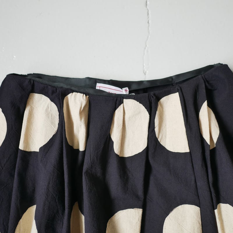 CASEY•CASEY ドット柄スカート ドット柄のイメージ｜CASEY CASEY