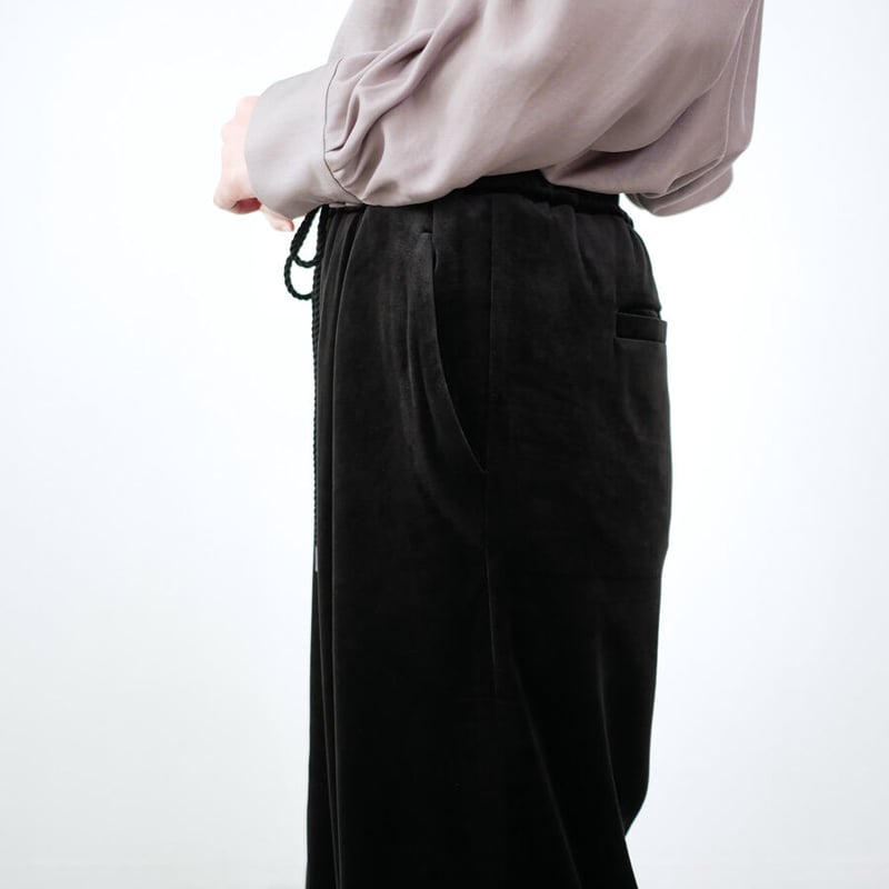 SACRA｜サクラ ｜ベロアワイドパンツ｜BLACK ｜ | GOUACHE FUKUOKA