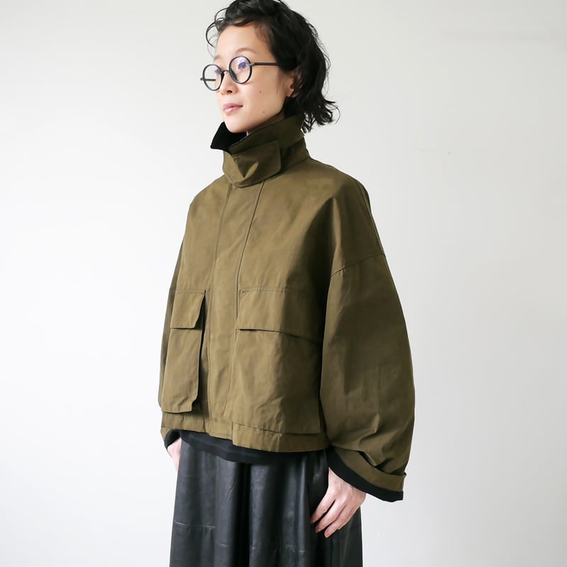 SACRA｜サクラ ｜WAXED HIGH DENSITY CLOTH SHORT JACKE