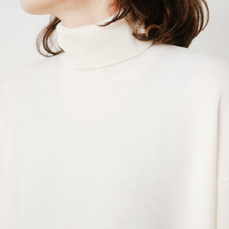 SACRA｜サクラ ｜SUPER FINE MERINO TOP｜ニット｜121636081｜