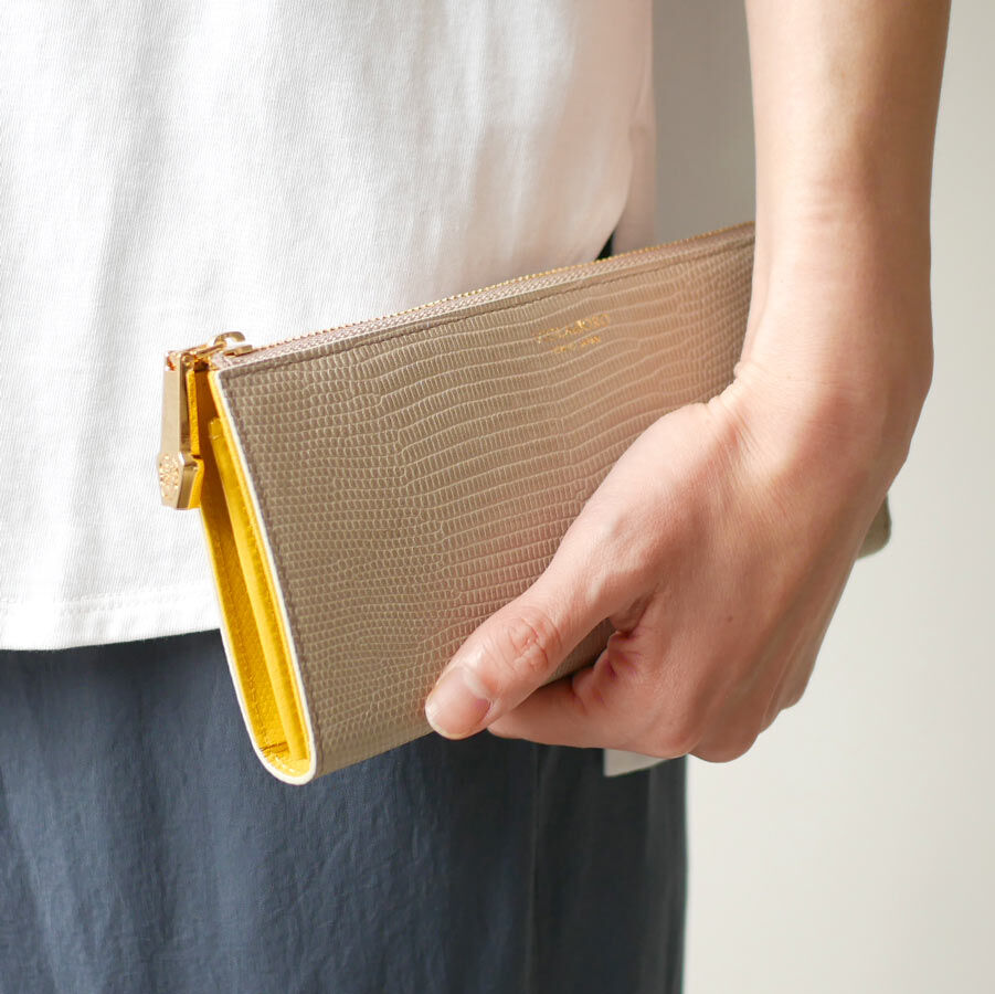 未使用 VIOLAd'ORO ヴィオラドーロ レザー 茶系 VIOLAd'ORO 最大40%☆8/1限定 正規品 ヴィオラドーロ トート