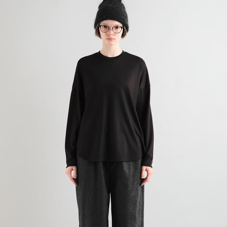 《れいこ猫です》❤️素敵‼️❤️「アクサラ」カットソー れいこ猫様専用です》❤️素敵‼️❤️「アクサラ」カットソー