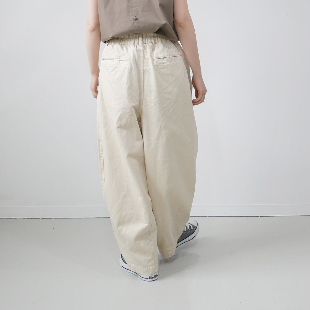 新品未使用　ハーベスティサーカスパンツ　アイボリー HARVESTY ｜ ハーベスティ | チノクロスサーカスパンツ