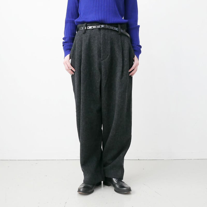 UNIVERSAL TISSU｜ティシュ｜オリジナルウールへリンボンパンツ