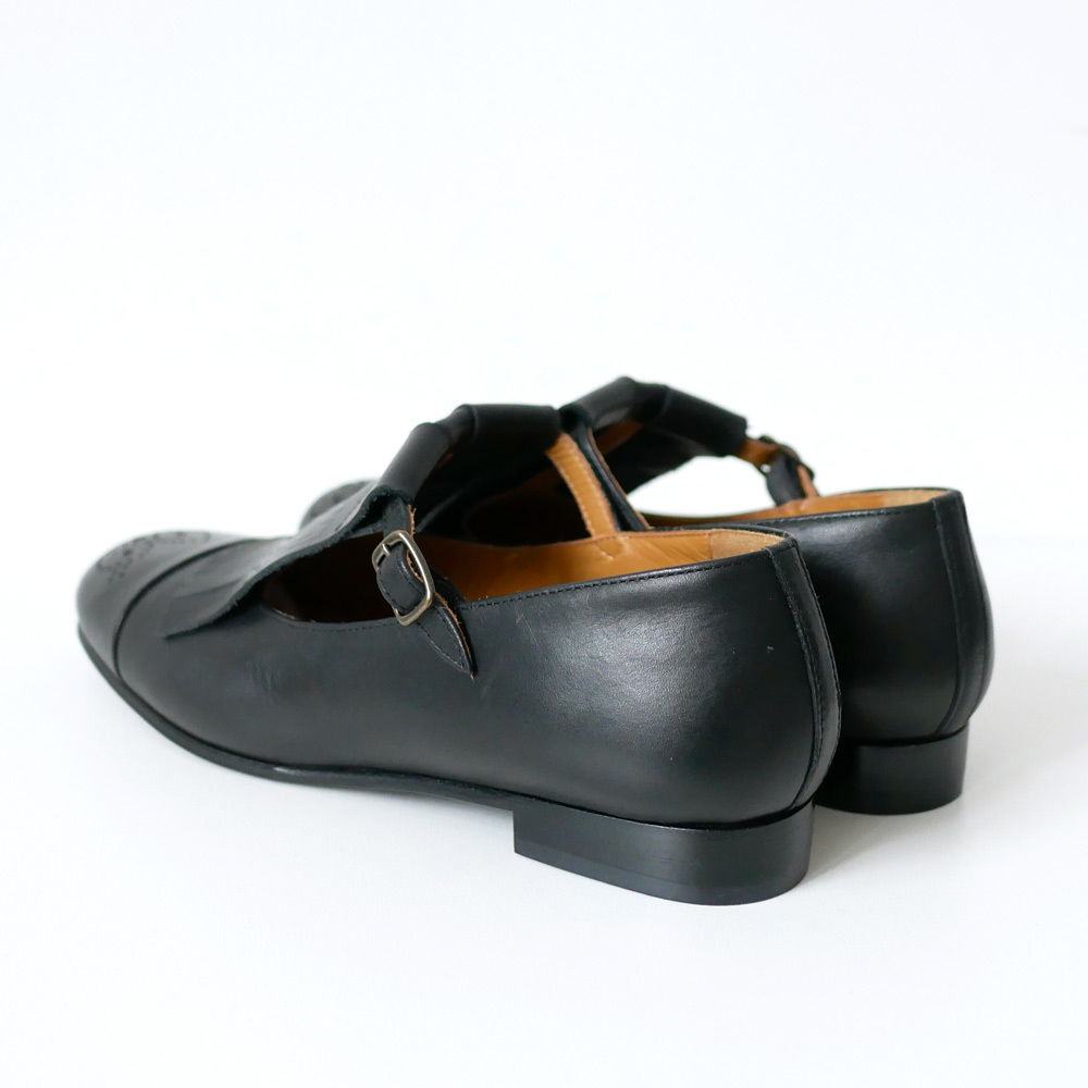 chausser｜ショセ｜キルト付き Tストラップシューズ｜C-2266