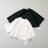 SACRA｜サクラ ｜H.COUNT COTTON TUMBLE CROPPED TOP｜OFF WHITE：BLACK｜125216071