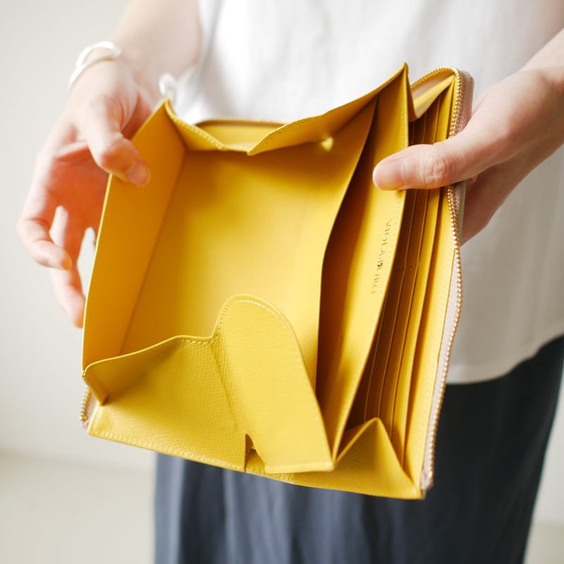 VIOLAd'ORO｜ヴィオラドーロ ｜リザード型押しレザー L字型財布｜ V