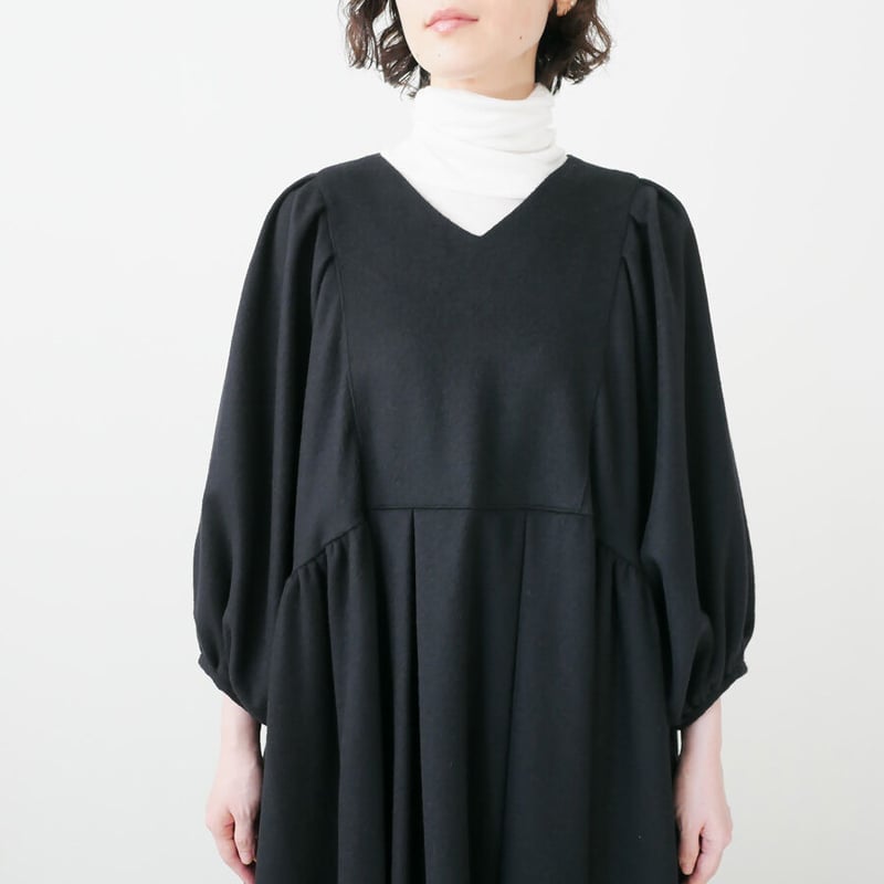 UNIVERSAL TISSU｜ユニヴァーサルティシュ｜ウールカシミヤ