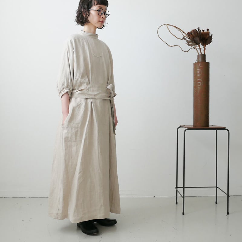 Alaris｜アラリス｜サージカルガウンワンピース｜NATURAL | 22-AP-103 | 