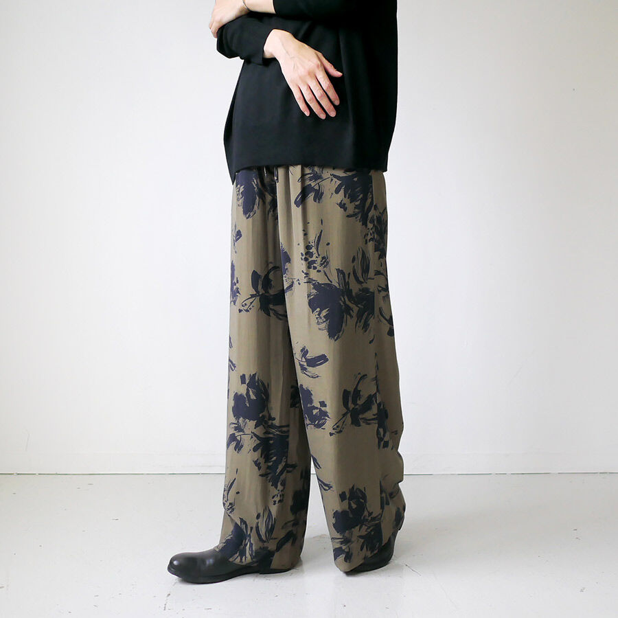 SACRA｜サクラ ｜SHADE FLOWER PANTS｜123514113 ｜KHAKI