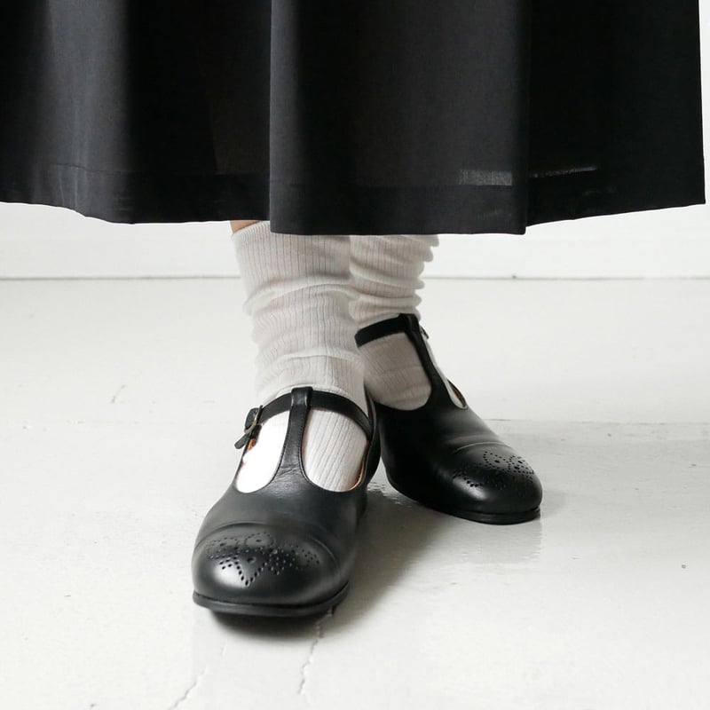chausser｜ショセ｜キルト付き Tストラップシューズ｜C-2266