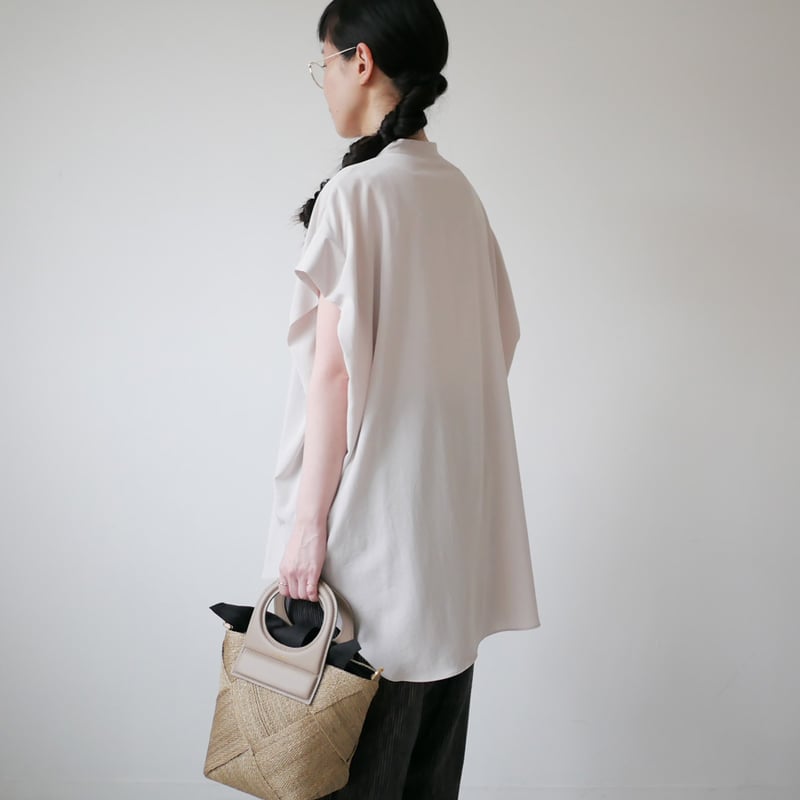 SACRA｜サクラ ｜TRIACE MICRO CREPE TOP|124121071|ASH