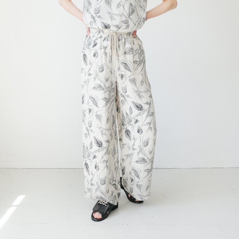 美品　SACRA フローラル柄 ワイドパンツ SACRA｜オータム フローラ パンツ AUTUMN FLORA PANTS ボトムス
