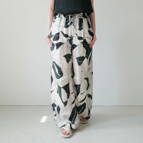 sacra | STORES