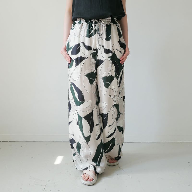 SACRA｜サクラ ｜リーフ柄ワイドパンツ｜MODERN LEAVES PANTS｜12621
