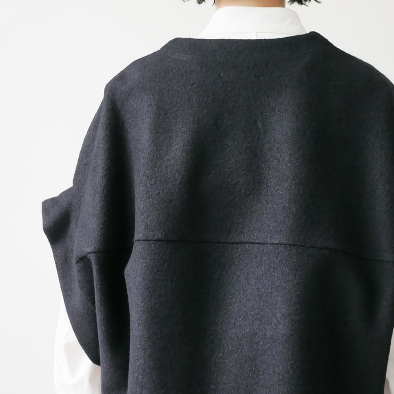 SI-HIRAI｜スーヒライ｜ SHORT ROBE｜CHAW25-60115 ｜BLACK