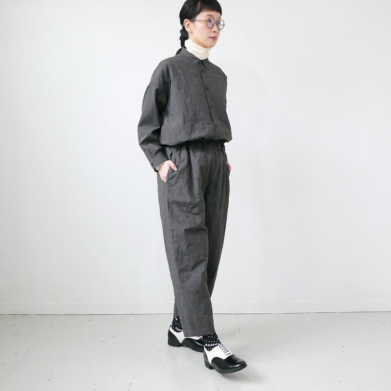 NO CONTROL AIR マットポリエステル・タイプライター　パンツ　XS NO CONTROL AIR ノーコントロールエアー 「ストレッチ