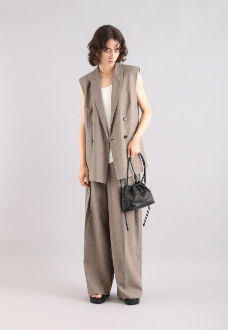 SACRA｜サクラ ｜LINEN COTTON CHAMBRAY GILET|12510606