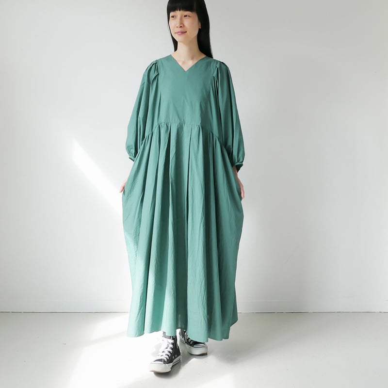 UNIVERSAL TISSU タイプライタータックワンピース UNIVERSAL TISSU (ユニバーサルティシュ) ナチュラルタイプライター