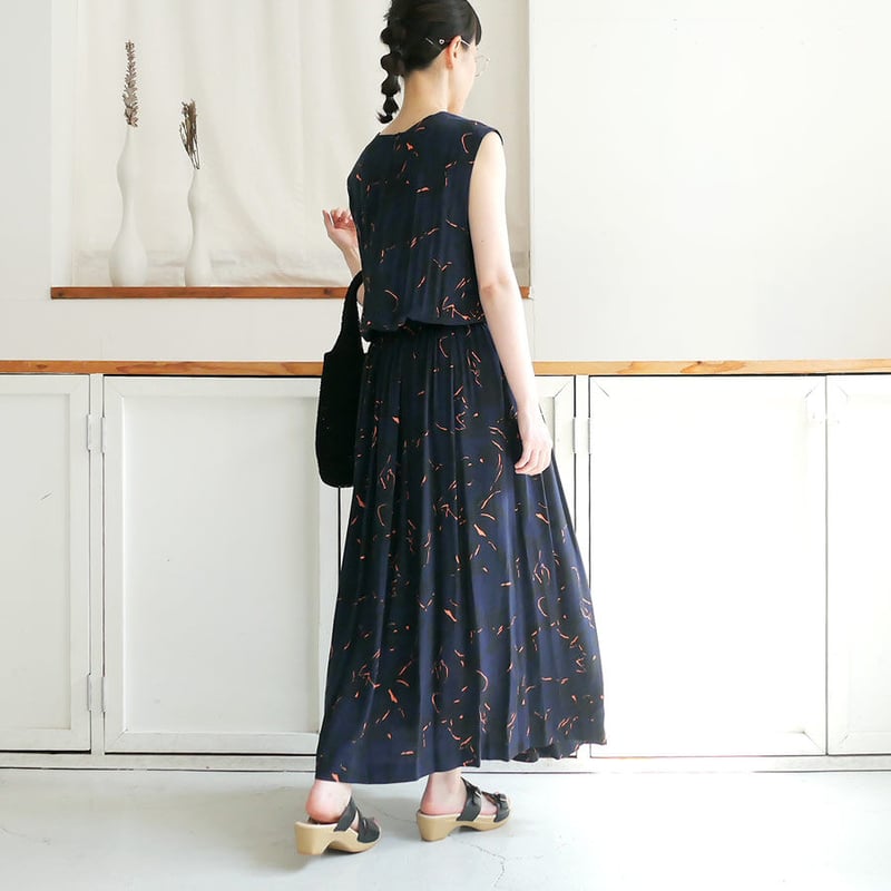 美品 近年 サクラ SHADOW FLOWER PRINT EASY SKIRT 美品 近年 サクラ SHADOW FLOWER PRINT EASY SKIRT - メルカリ
