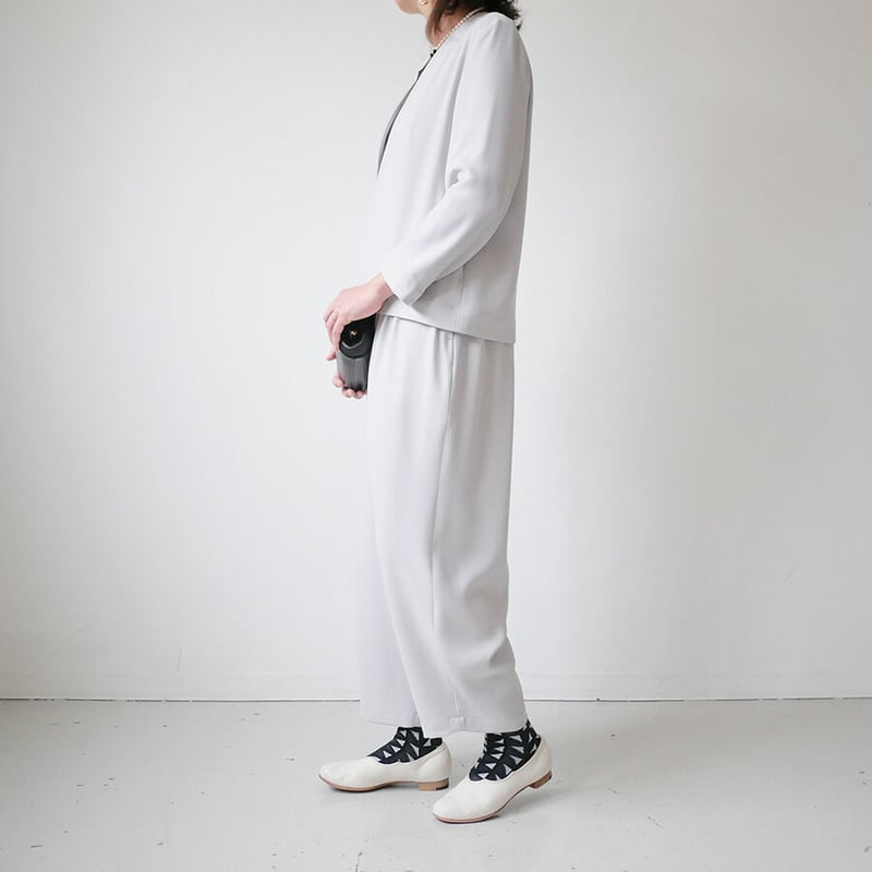 no control air 美しいテーバードパンツ ライトグレー XS no control air 美しいテーバードパンツ ライトグレー XS