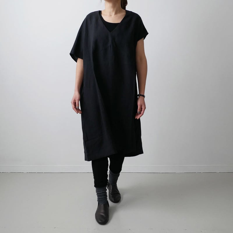 【新品未使用】アンシンメトリーブラックワンピース AIMER ワンピース 「夏用喪服・礼服」マシンウォッシャブル