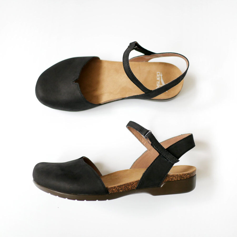 dansko ブラック スリングバックサンダル 39 24.5〜25cm dansko ブラック スリングバックサンダル 39 24.5〜25cm - メルカリ