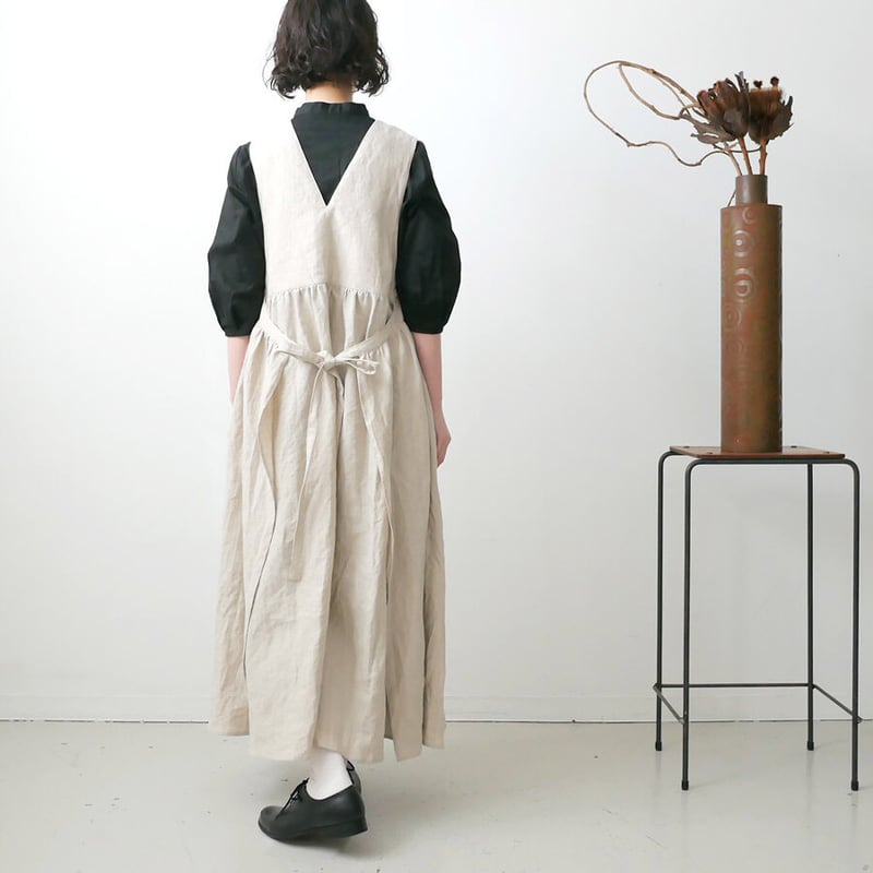 apolina ワンピース　3-5y 新品　エプロンワンピース apolina kids 新品 エプロンワンピース 3-5Yの通販 by たこたこ