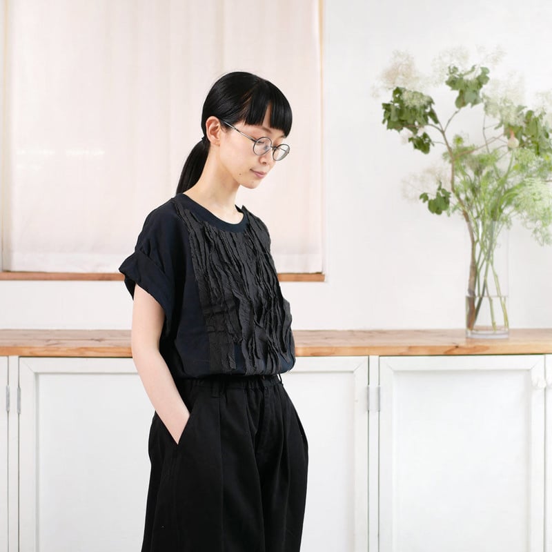 美品！dahl'ia ダリア キュプラフリルデコレーションリメイクTシャツ　黒 楽天市場】dahl'ia(ダリア) キュプラフリルデコレーション