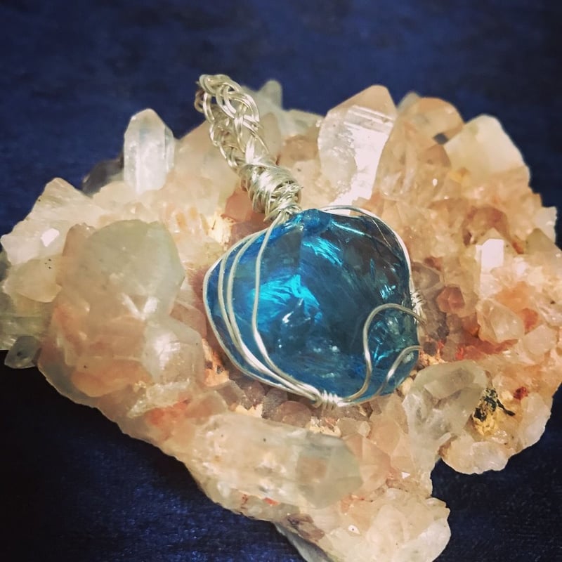 お値下げ　アンダラクリスタル 　BIGモニュメント　インドネシア産5620g インドネシア産！！アンダラクリスタル！！ | Moon Crystal