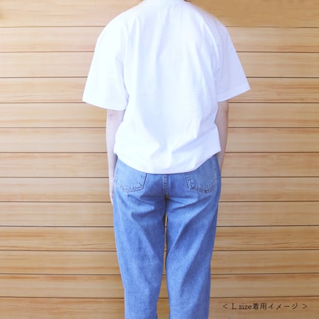 NADERE　Tシャツ