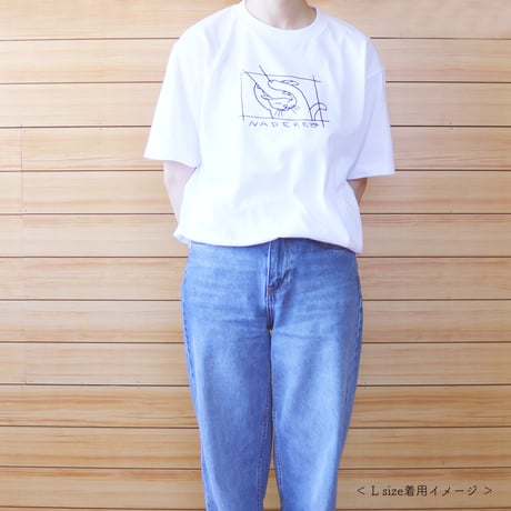 NADERE　Tシャツ