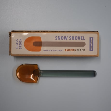 SNOW SHOVEL
