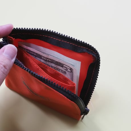 L-Zip Purse