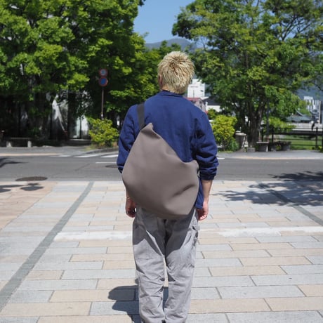 NEOPRENE MESSENGER BAG