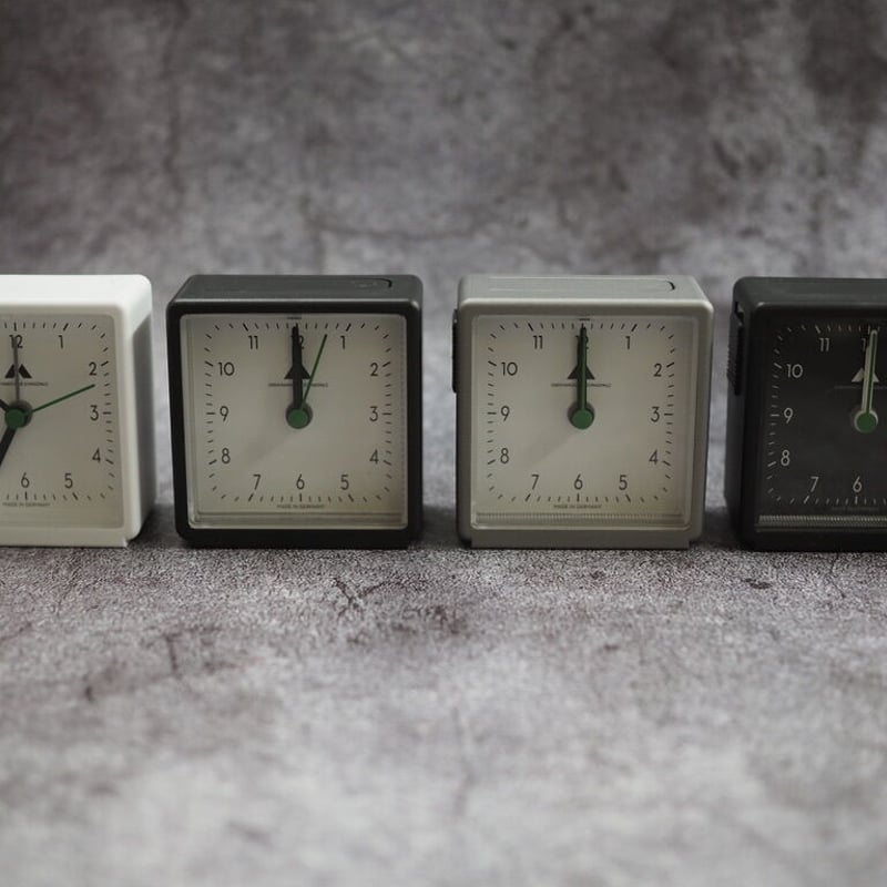 Quartz Alarm Clocks | TOCA by lifart online