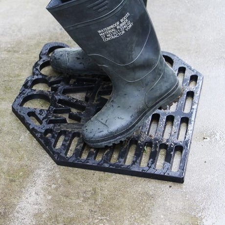 Rubber Mat “Drop water and mud”
